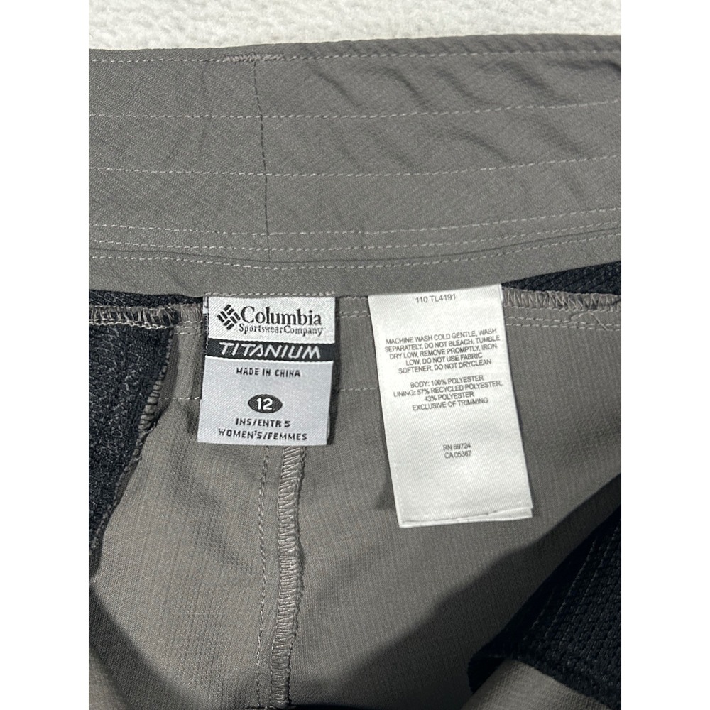 Columbia Titanium Omni-Shade Shorts Womens 12 Grey  Hiking‎ Outdoor 5 Inseam - Picture 3 of 5